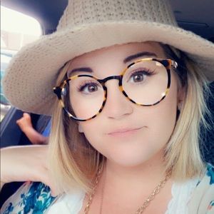 Meet your Posher, Kristine